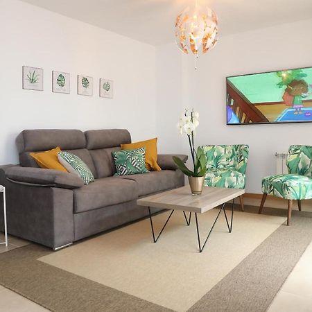 Chalet Vacacional Salnes Sur Con Piscina Cambados Eksteriør bilde
